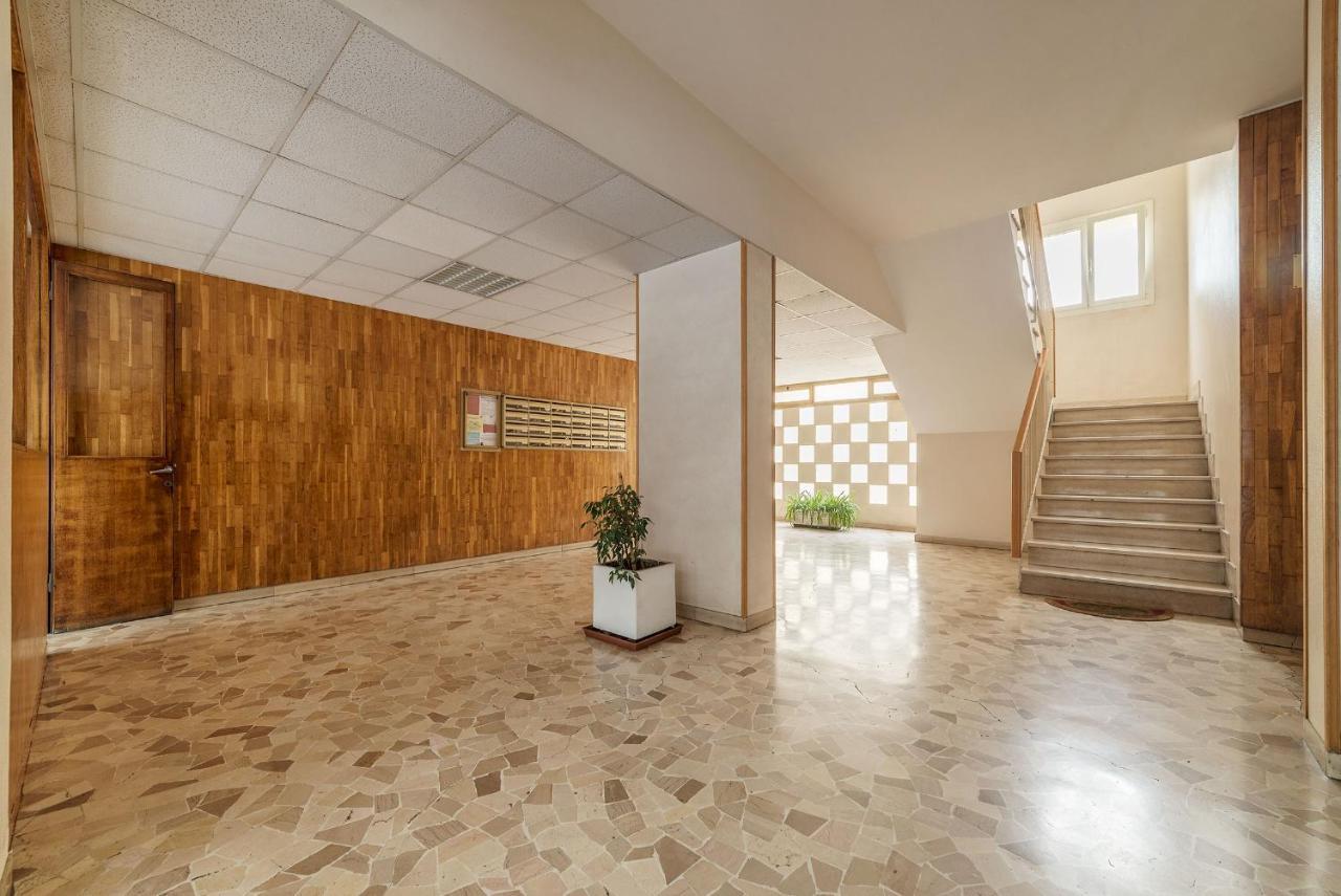 Apartamento Lovely Flat Marconi District